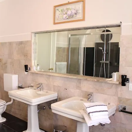 Cangrande Di Danese-viviani Bed and breakfast 3*